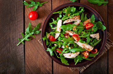 tavuk göğsü salatası