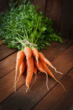 Bir sürü taze havuç.