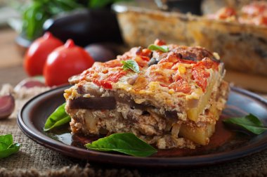 Musakka - geleneksel Yunan yemeği