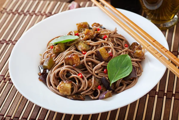 Soba noodles with eggplant — Stock Photo, Image