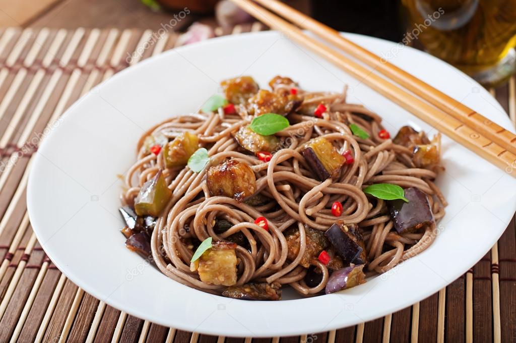 Soba noodles with eggplant in sweet