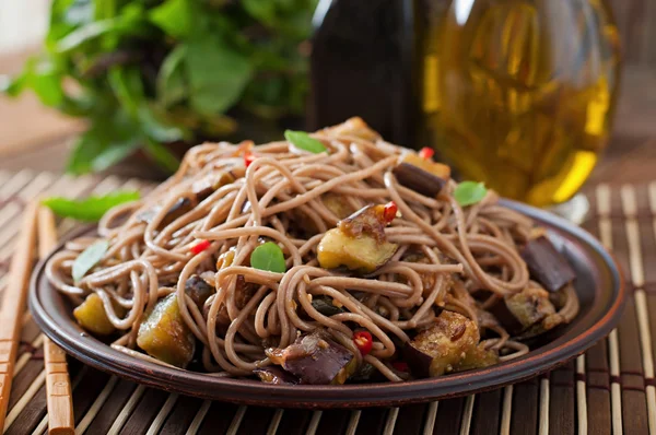 Soba noodles with eggplant — Stock Photo, Image