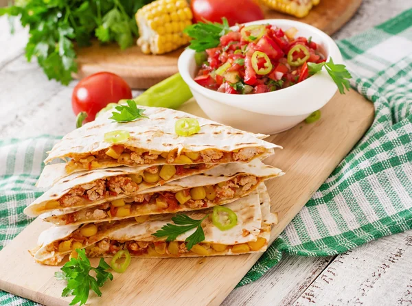 Mexikanska Quesadilla wrap — Stockfoto