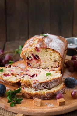 cupcake Erik ve üzüm ile.