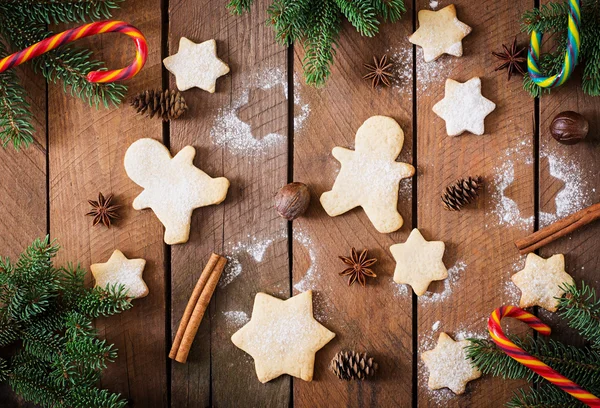 Biscotti di Natale con abete — Foto Stock