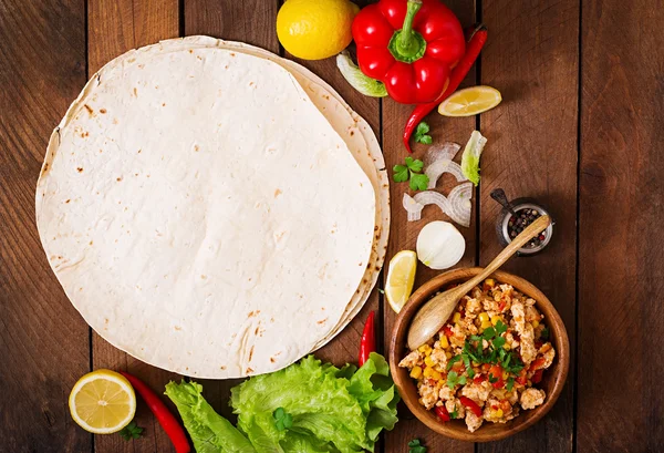 Ingrediënten voor Burritos wraps — Stockfoto