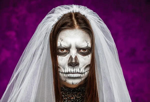 Young woman a bride in a veil on the day of the dead mask skull — Stock Photo, Image