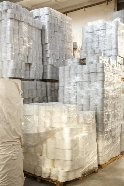 Almacén de productos de papel y mercancías — Foto de Stock