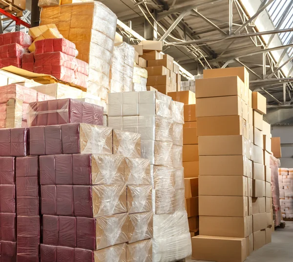 Armazém de produtos e mercadorias de papel — Fotografia de Stock