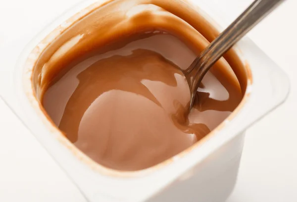 Buka yogurt dalam pot — Stok Foto