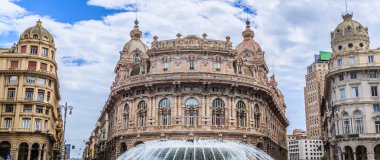 Piazza De Ferrari ana kare Cenova