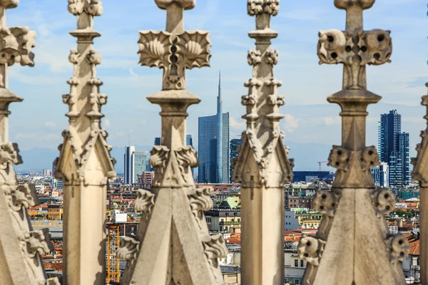 Blick vom Domdach in Mailand — Stockfoto