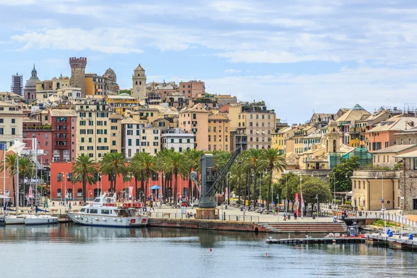 Genova port vedere la mare cu iahturi — Fotografie, imagine de stoc