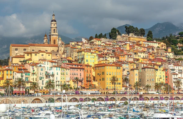 Riviera cidade Menton vista — Fotografia de Stock