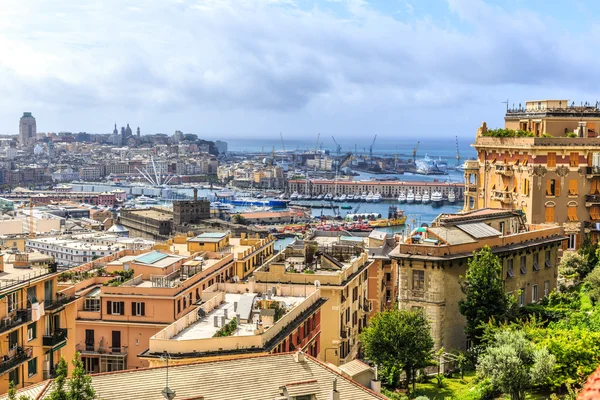 Genova port vedere la mare — Fotografie, imagine de stoc