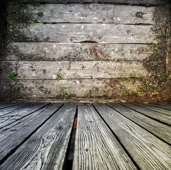 Rostrum gemaakt van houten planken — Stockfoto