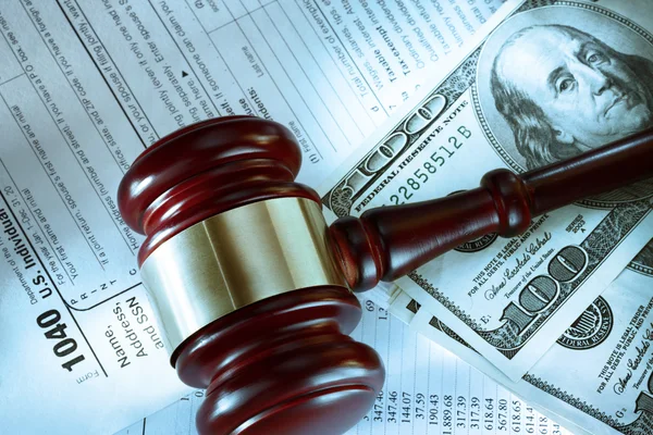Budget, tax form, gavel and dollars — Stock Photo, Image