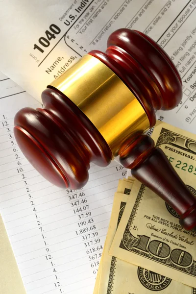 Budget, tax form, gavel and dollars — Stock Photo, Image