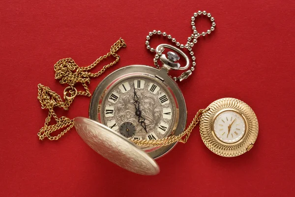 Two pocket watches with chain — Stock Photo, Image