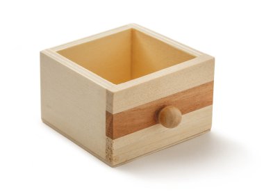 Küçük ahşap çekmece