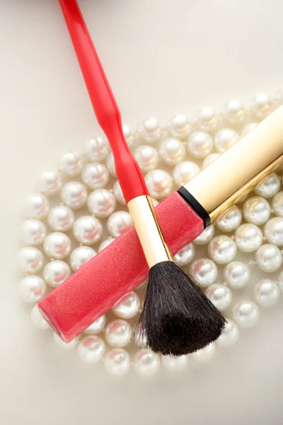 Make-up Pinsel auf Perle — Stockfoto