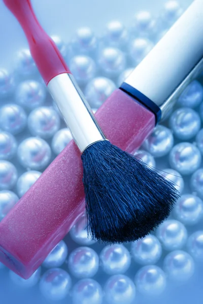 Make up brush on pearl — Stock Photo, Image