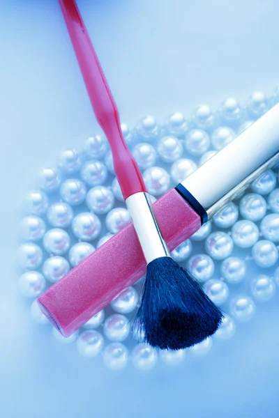 Make up brush on pearl — Stock Photo, Image