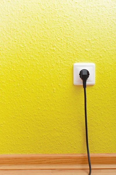 Single electric socket with plug — Stock Photo, Image