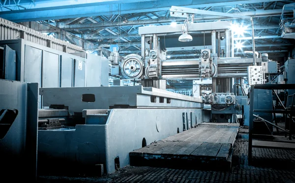 Машиностроительный цех металлургического завода — стоковое фото