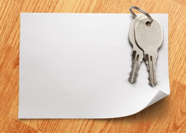 Kağıt ile anahtar taşı