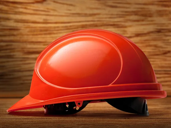 クローズ アップで赤いヘルメット — ストック写真