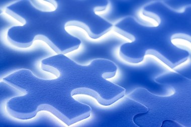 Büyük parlayan arka plan bulmacalar