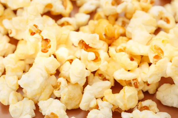 Frisches, leckeres Popcorn — Stockfoto