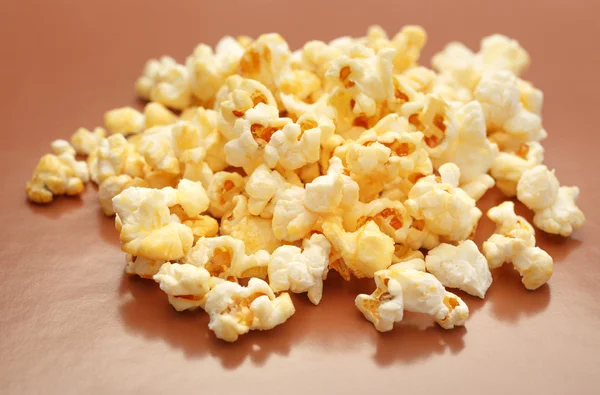 Färska välsmakande popcorn — Stockfoto