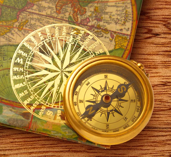 Book with retro compass — Stock Photo, Image