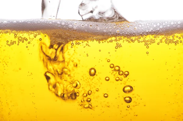 Golden beer and bubbles. — Stock Photo, Image