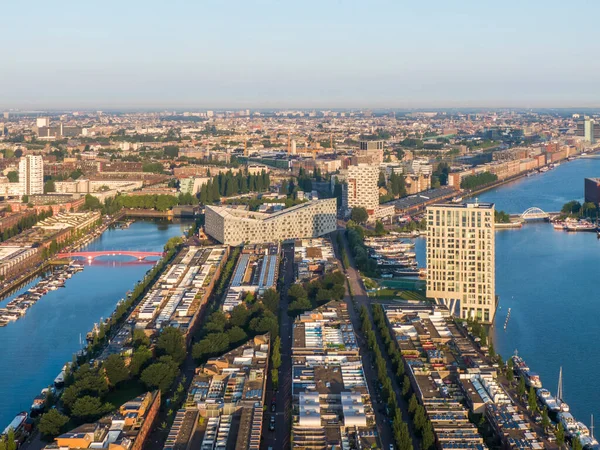 Hollanda, Amsterdam 'daki Sporenburg yerleşim alanının hava görüntüsü