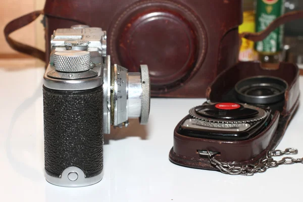 Isalated vintage camera and light meter — Stock Photo, Image