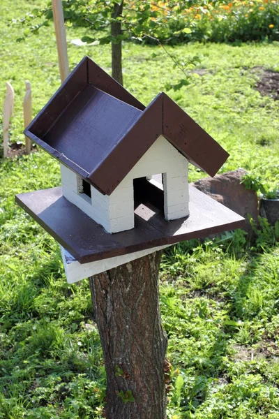 Huis voor de vogels — Stockfoto