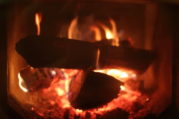 El fuego en el horno — Foto de Stock