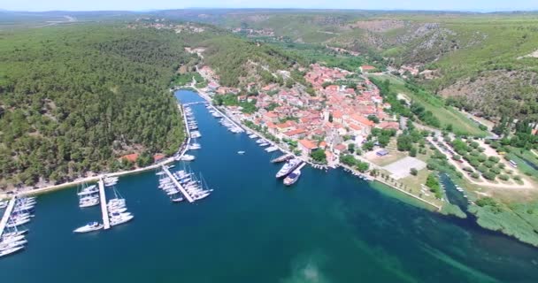 Marina em Skradin, Croácia — Vídeo de Stock