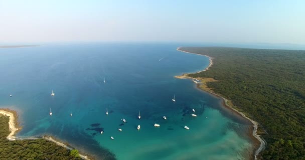 Όμορφη Slatinica κόλπο, Κροατία — Αρχείο Βίντεο