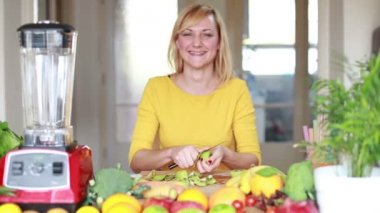 Kadın peeling cilt kivi kapalı