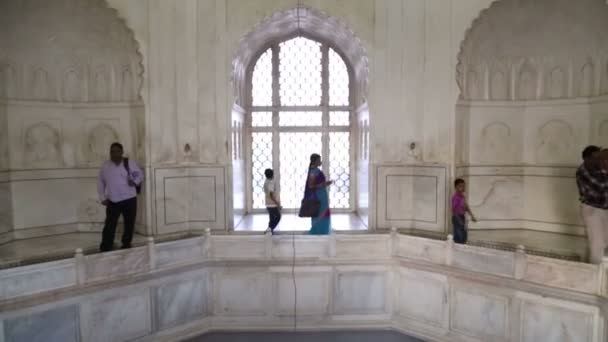 Interior do mausoléu Taj Mahal — Vídeo de Stock