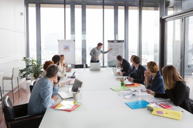 Proje sunan iş adamı