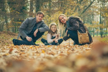 Aile Parkı yere diz