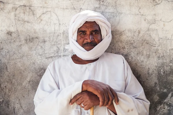 Local camel salesman in white clothes — Stock Photo, Image