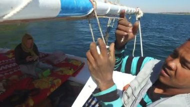 Mürettebat üyesi besleyicisini ip tekne