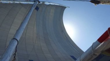 Felucca yelken gündüz