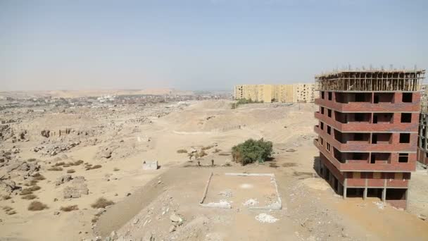 Buildings in poorer part of Aswan — Stock Video